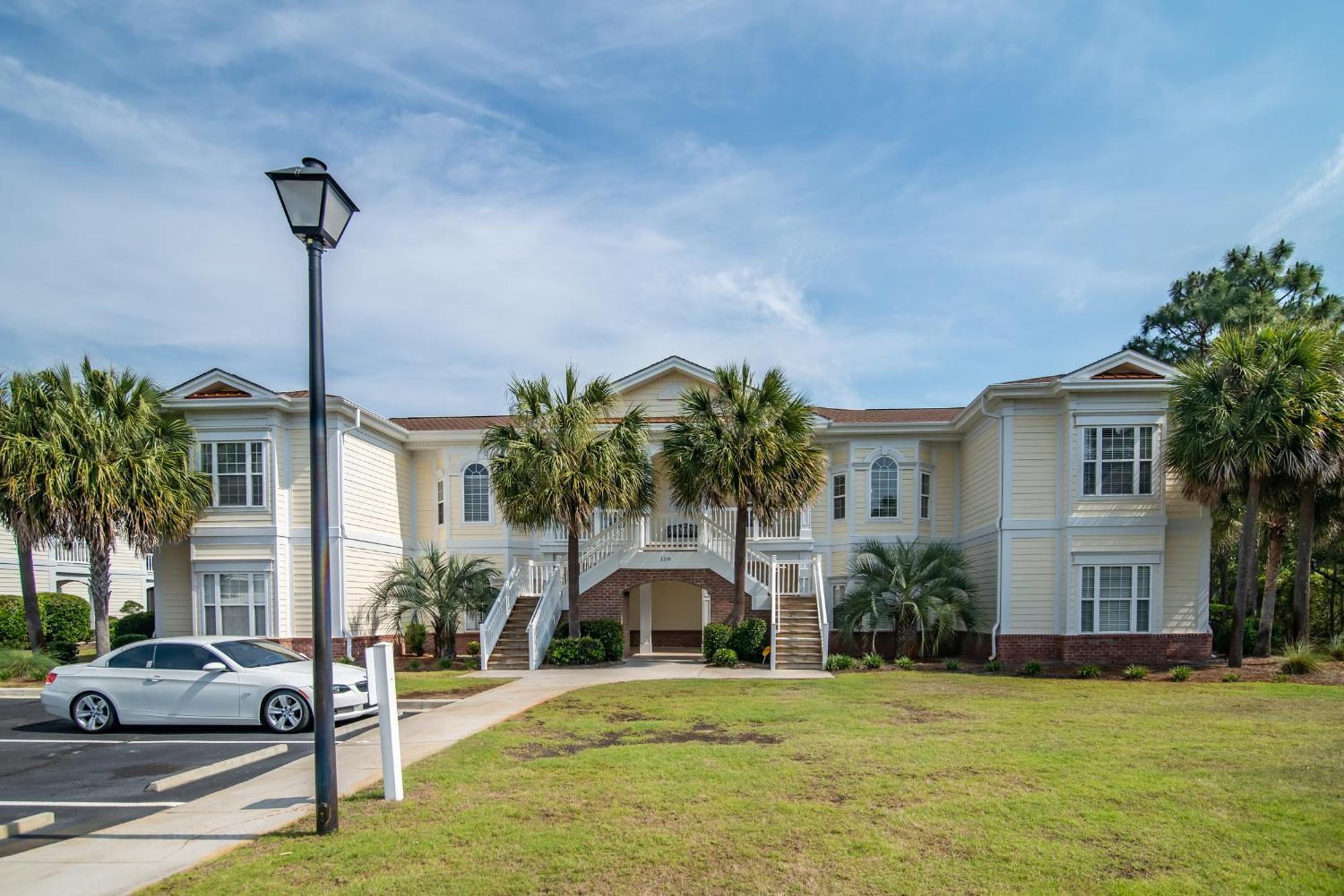 Litchfield Beach & Golf Resort Exterior photo