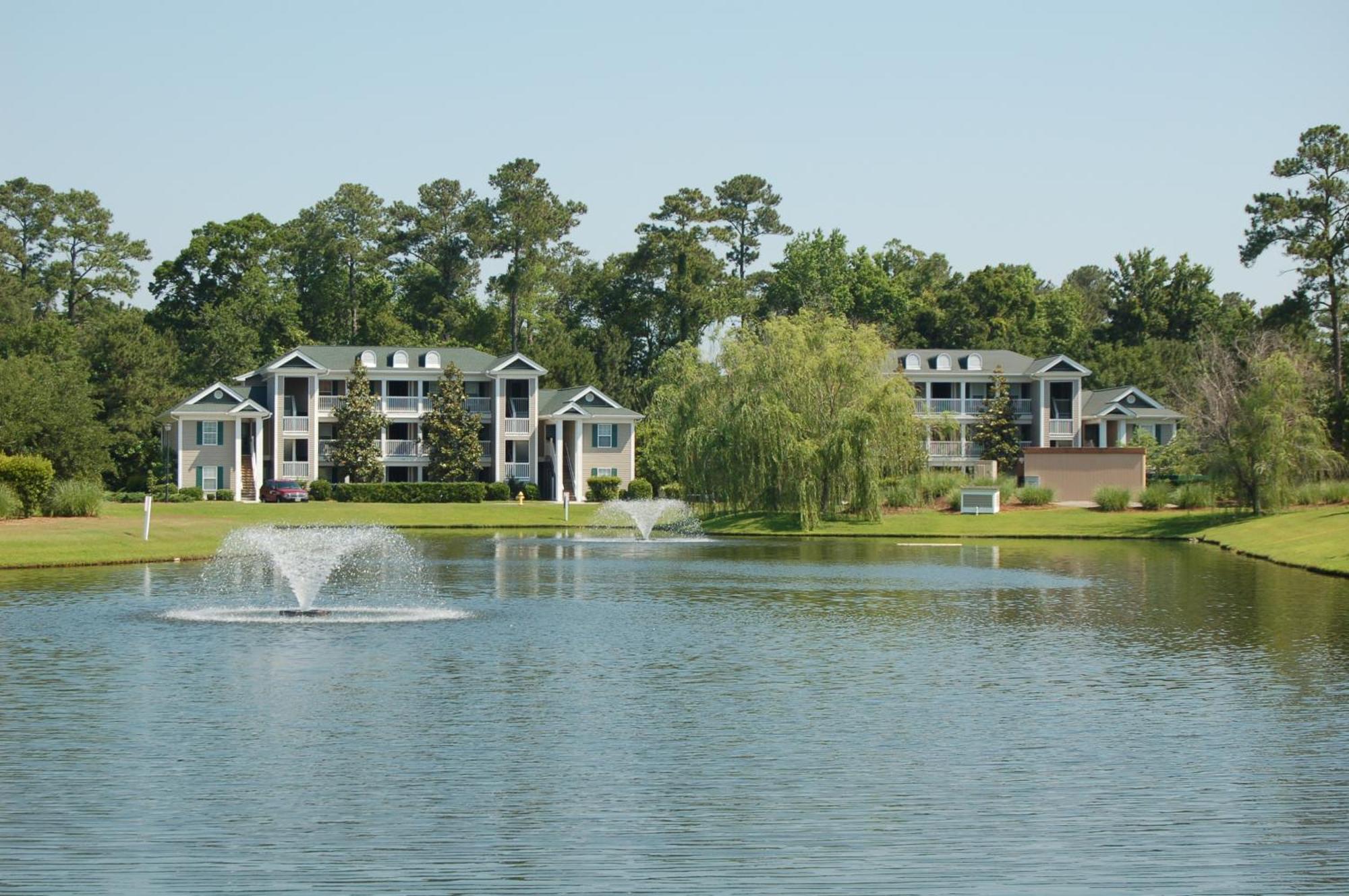 Litchfield Beach & Golf Resort Exterior photo