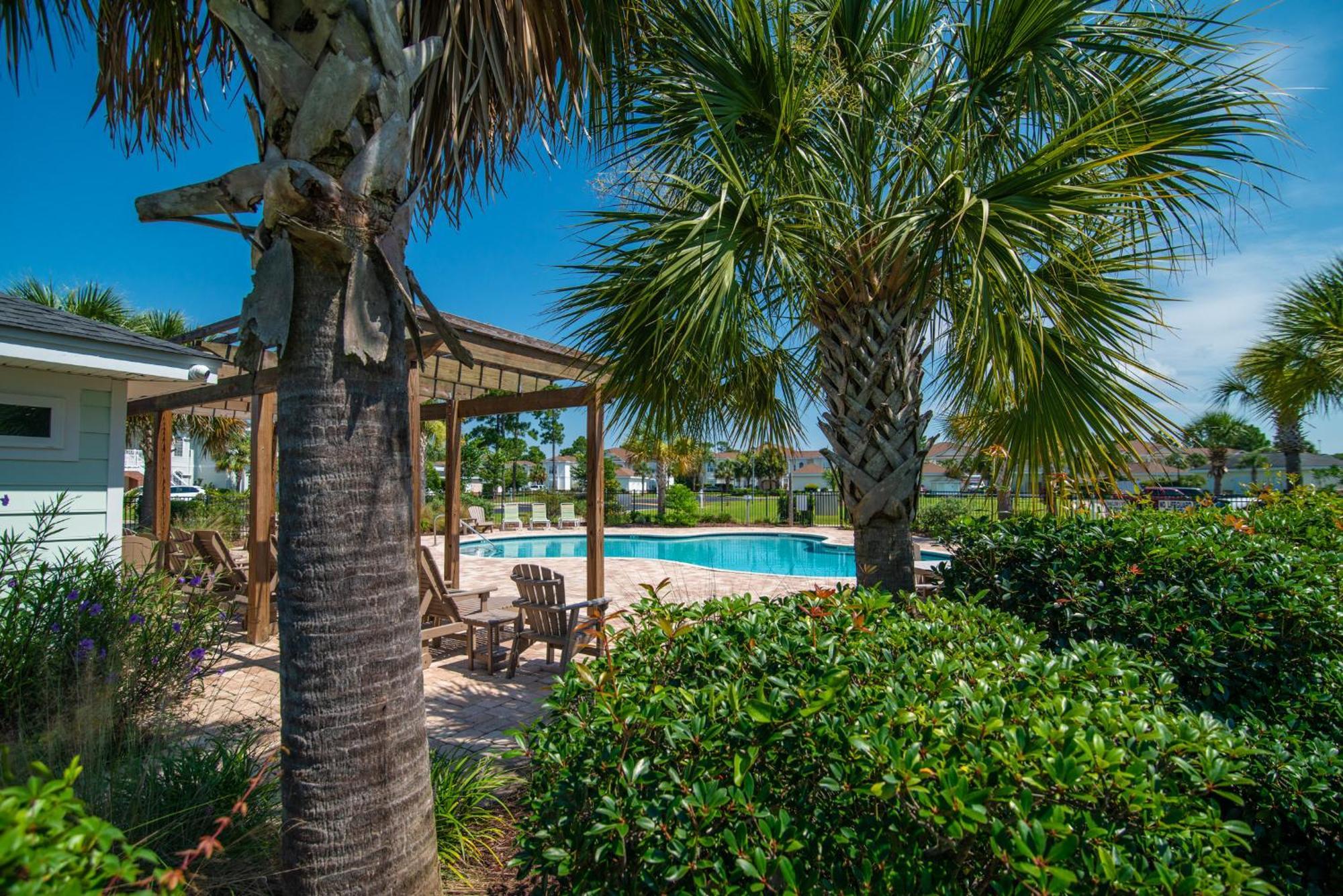 Litchfield Beach & Golf Resort Exterior photo