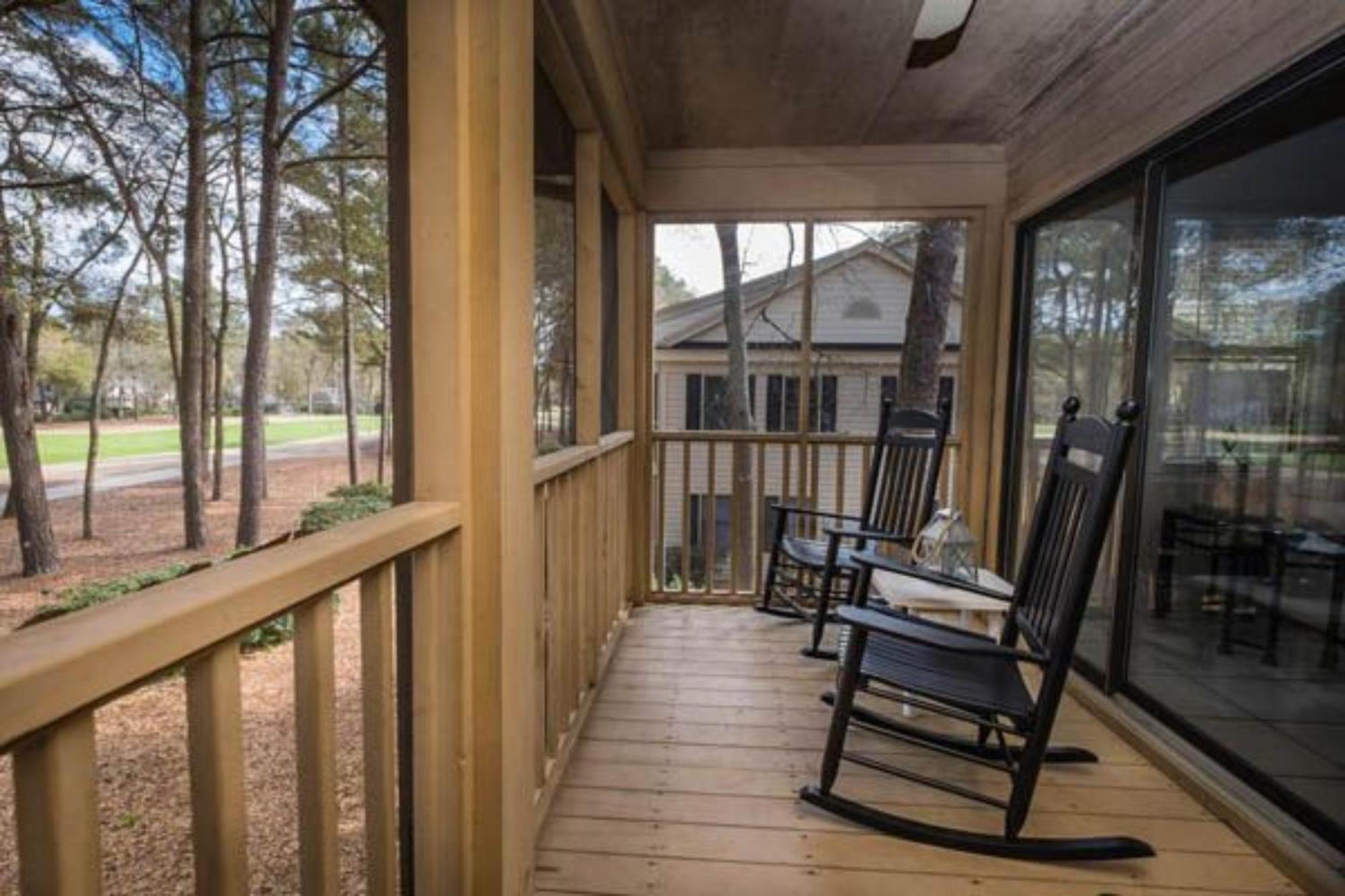 Litchfield Beach & Golf Resort Exterior photo